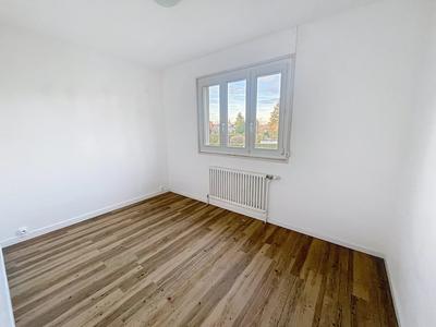 Maison - 84 m² - 5 pièces