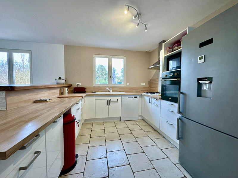 Maison - 85 m² - 5 pièces