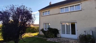 Maison - 94 m² - 4 pièces