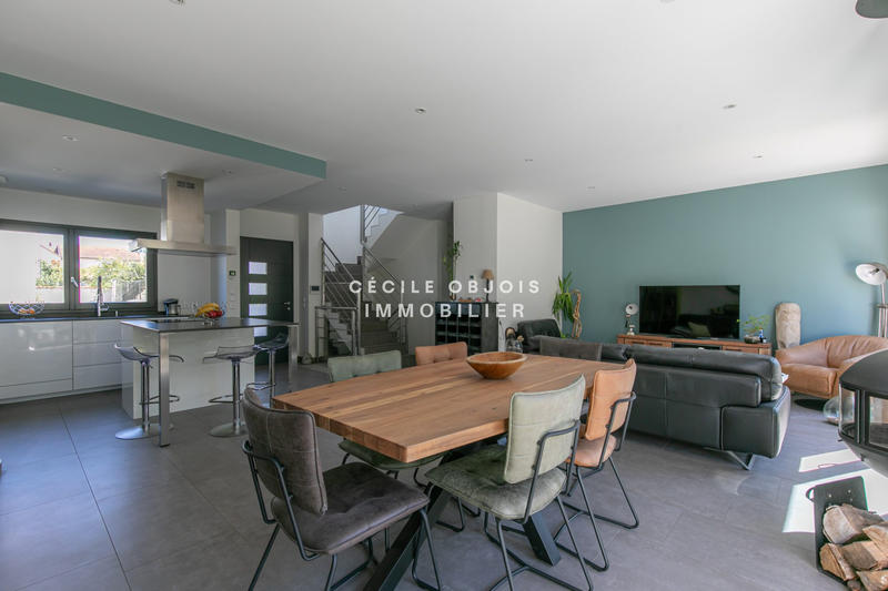 Maison contemporaine - 150 m² - 7 pièces