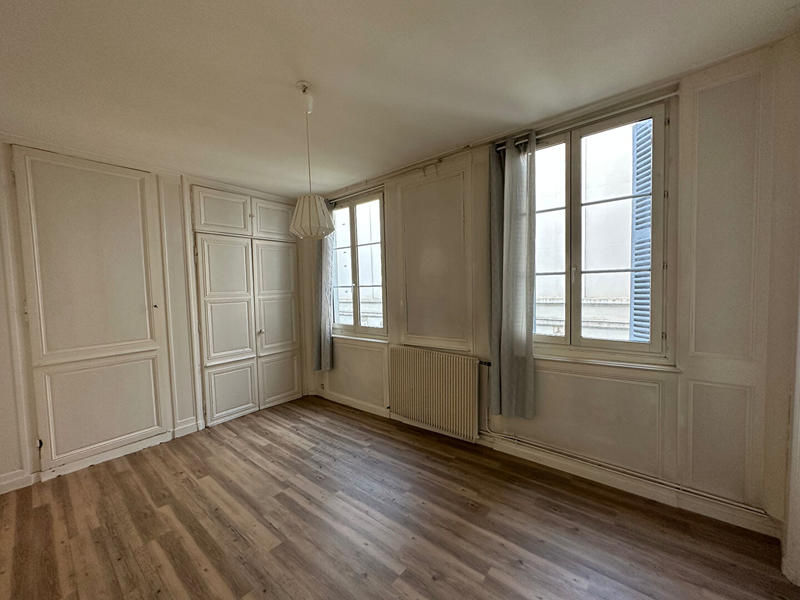 Appartement - 94 m² - 3 pièces