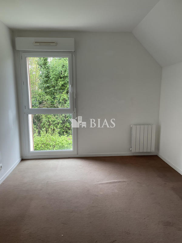 Maison - 83 m² - 5 pièces