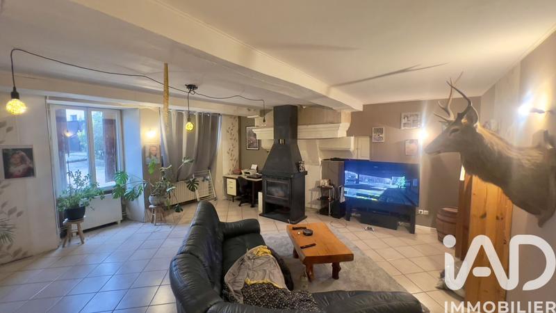 Maison - 181 m² - 8 pièces