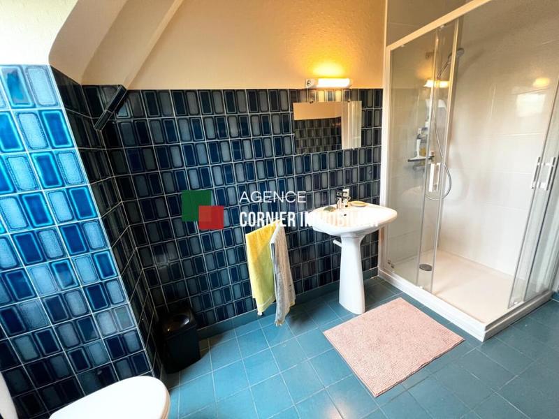 Pavillon - 120 m² - 6 pièces