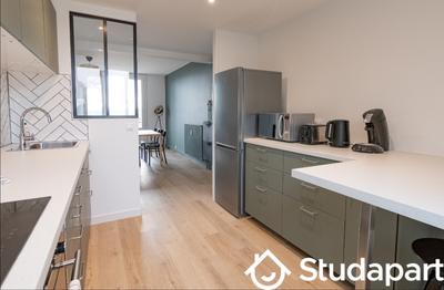 Chambre - 10 m² - 1 pièce