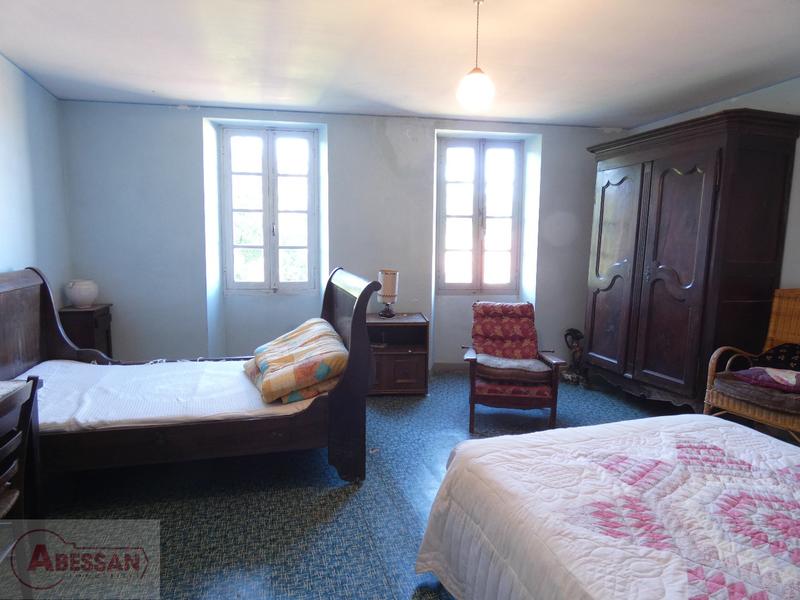 Maison de village - 90 m² - 5 pièces