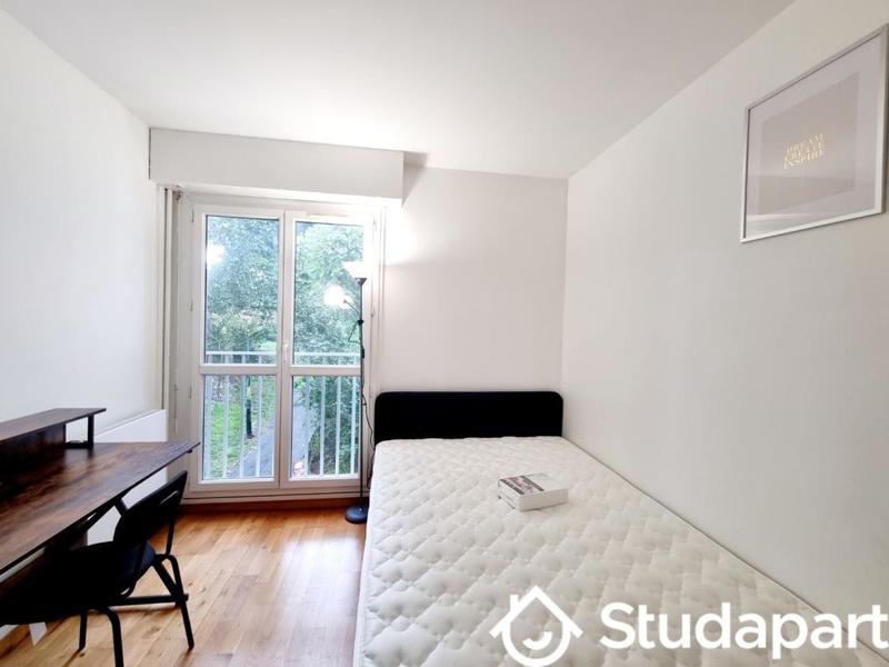 Chambre - 9 m² - 1 pièce