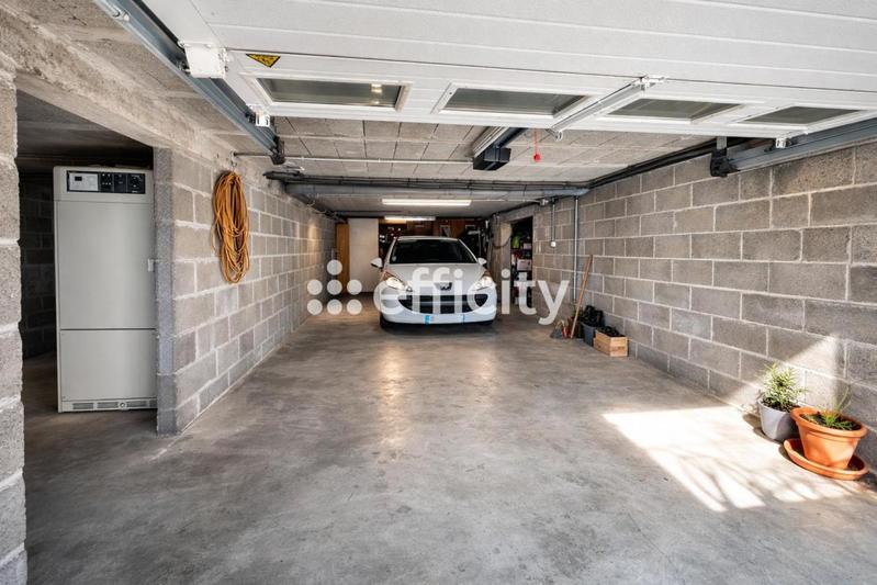 Maison - 140 m² - 8 pièces