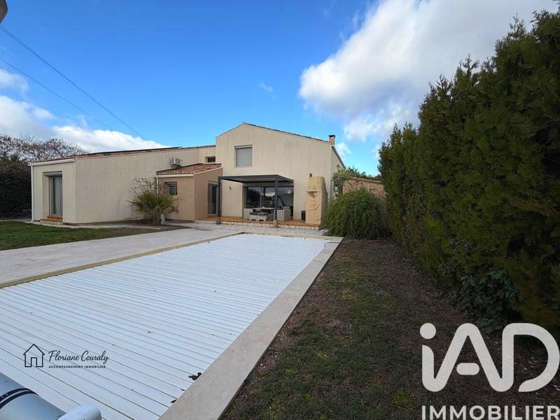 Maison - 206 m² - 7 pièces