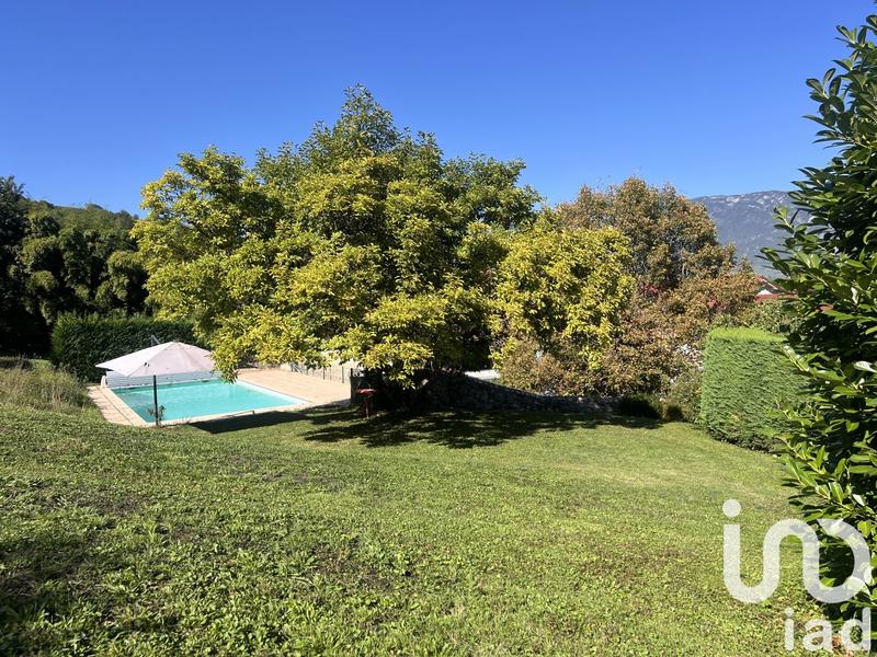 Maison - 283 m² - 11 pièces