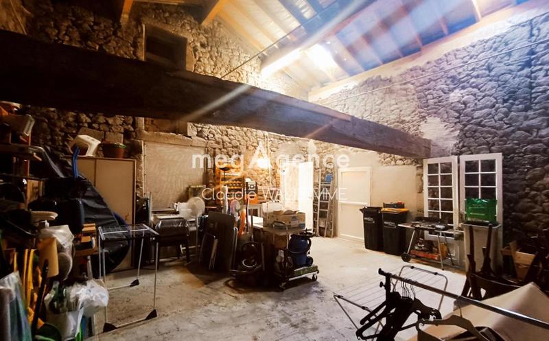 Maison en pierre - 225 m² - 8 pièces