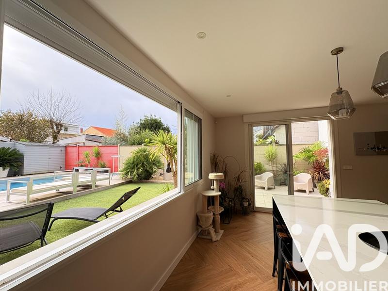 Maison - 193 m² - 7 pièces