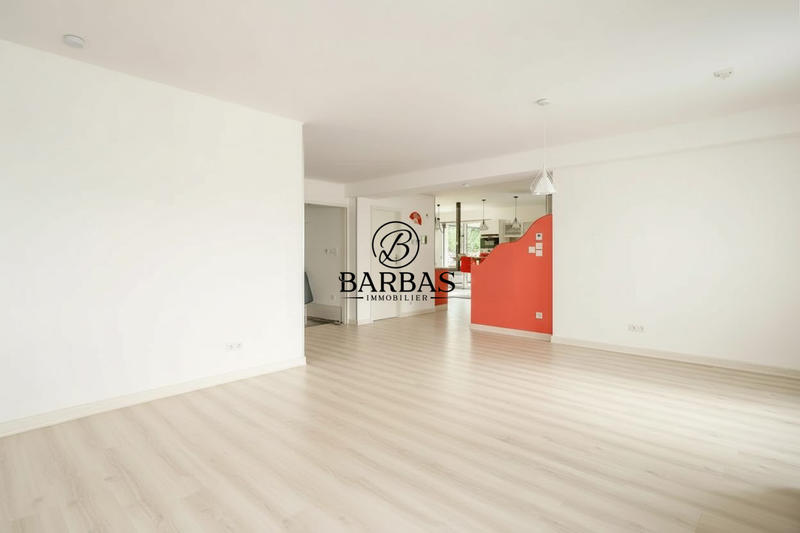 Duplex - 302 m² - 10 pièces