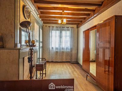 Maison - 69 m² - 5 pièces