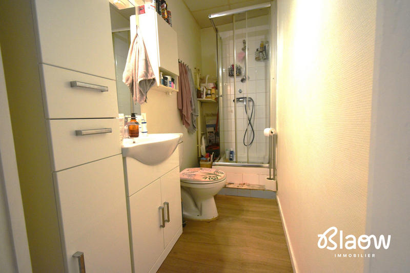 Appartement - 100 m² - 2 pièces