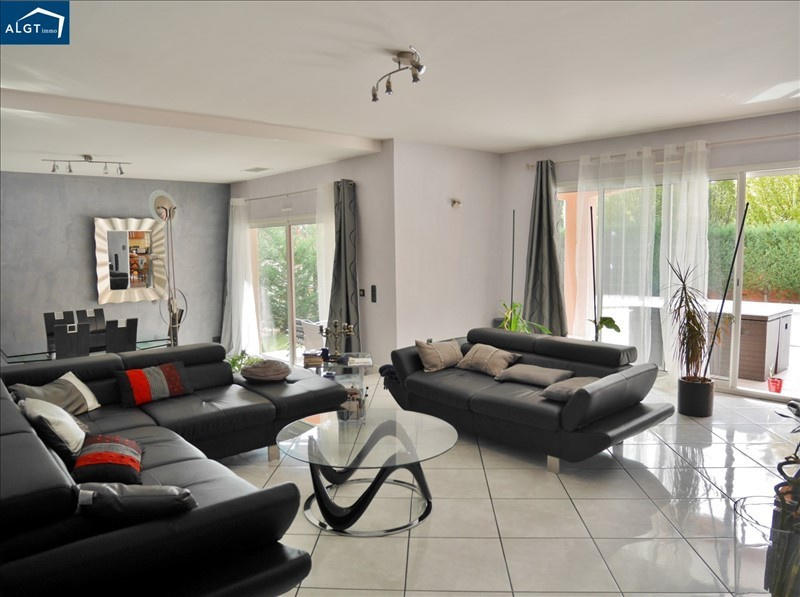 Villa - 172 m² - 6 pièces