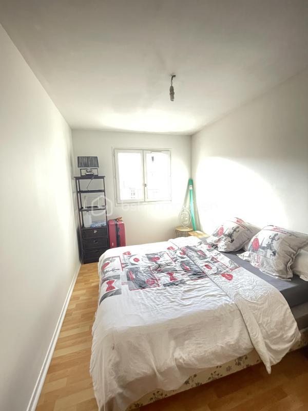 Maison - 92 m² - 5 pièces