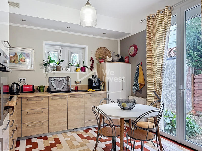 Maison - 192 m² - 7 pièces