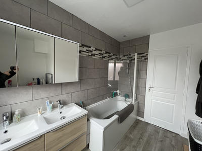 Maison - 87 m² - 4 pièces