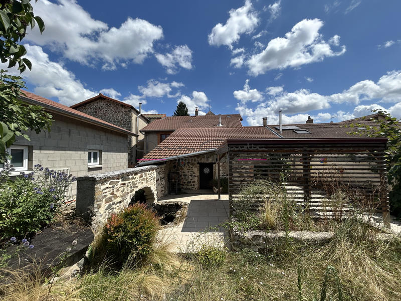 Maison - 210 m² - 8 pièces