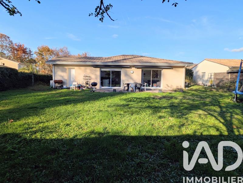 Maison - 94 m² - 4 pièces