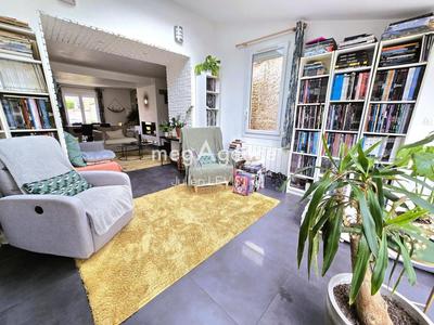 Maison - 147 m² - 6 pièces