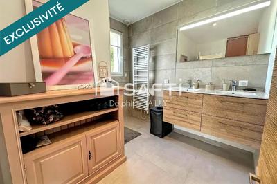 Maison - 170 m² - 8 pièces