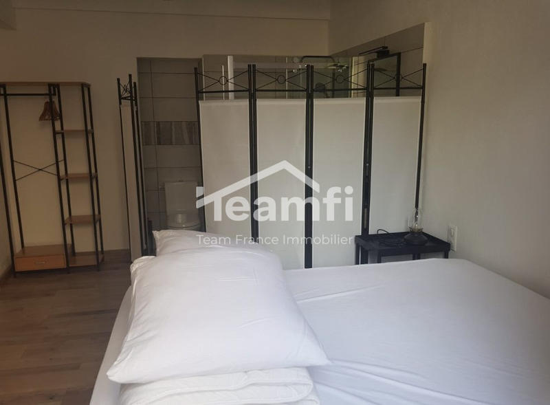 Mas - 215 m² - 12 pièces