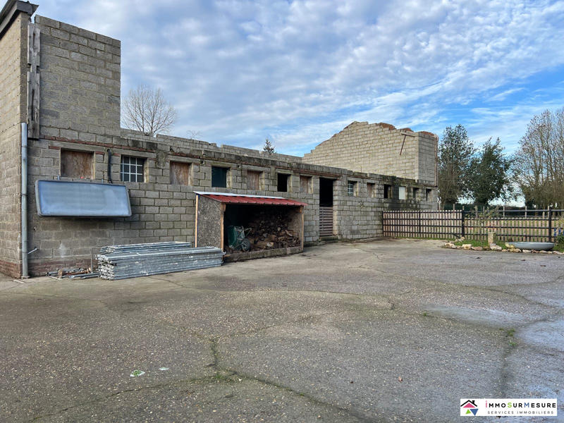 Maison - 228 m² - 9 pièces