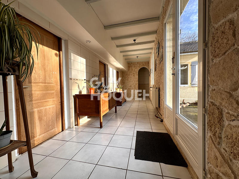 Maison - 321 m² - 8 pièces