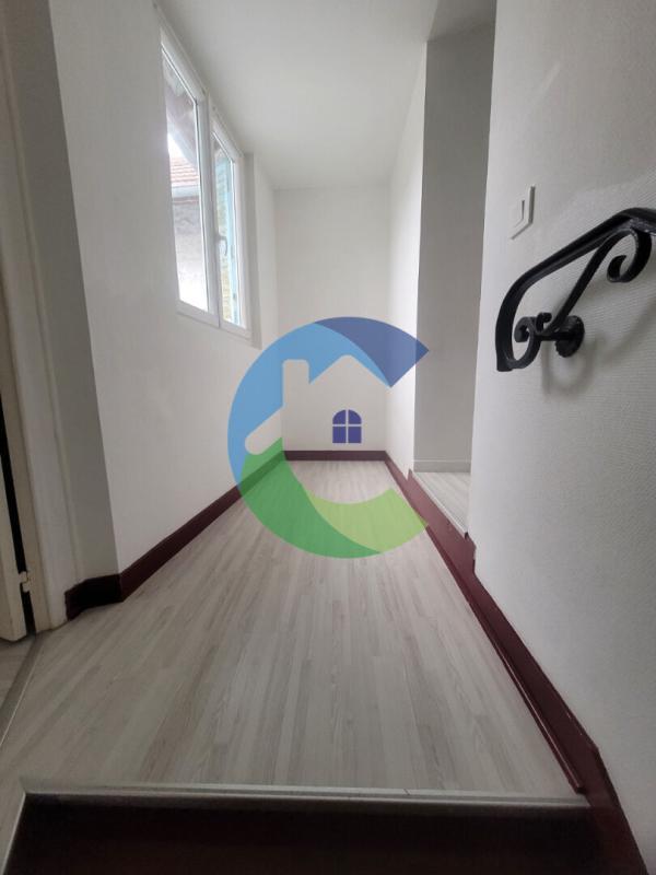 Maison de ville - 111 m² - 5 pièces