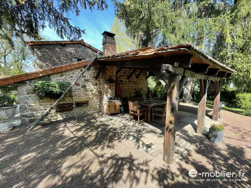 Maison - 184 m² - 8 pièces