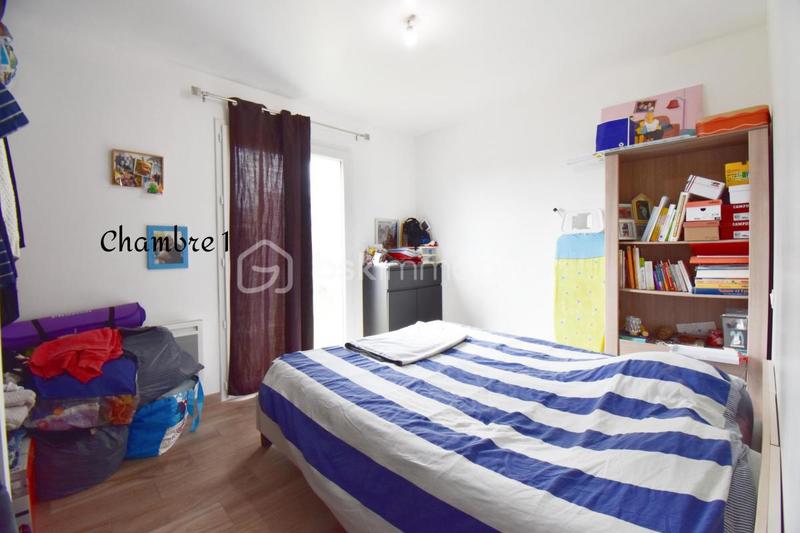 Villa - 100 m² - 5 pièces