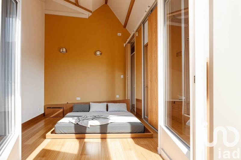 Duplex - 137 m² - 5 pièces