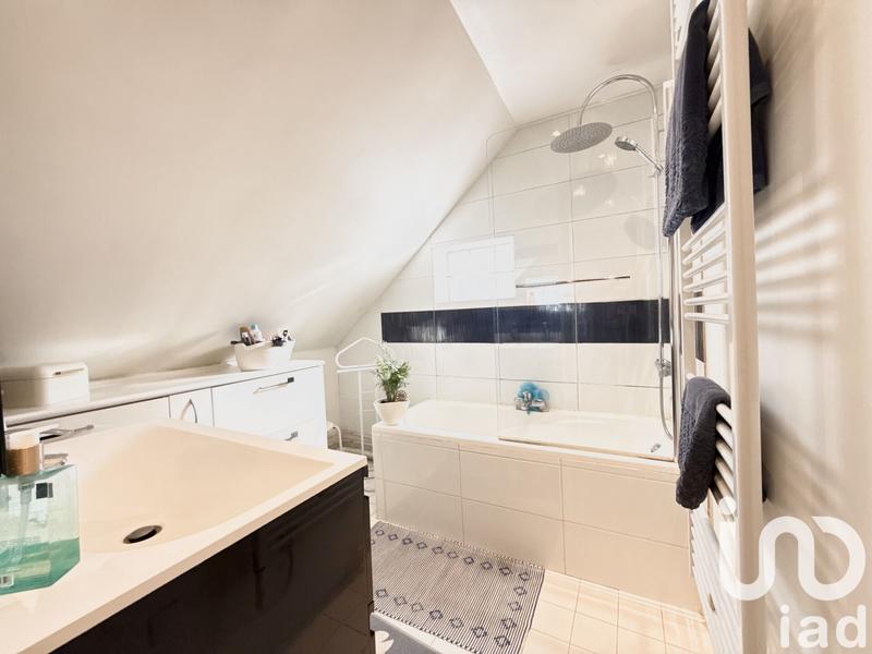 Maison - 138 m² - 5 pièces