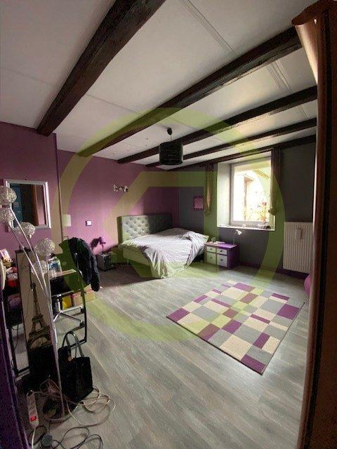 Maison - 230 m² - 7 pièces