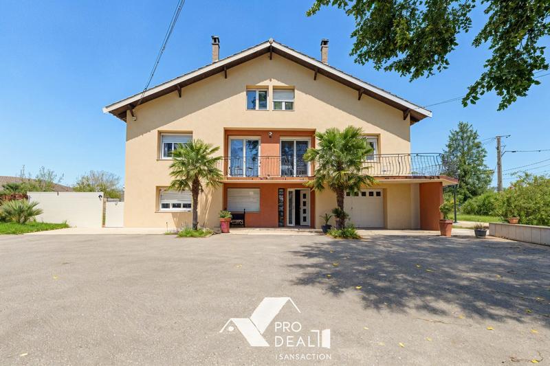 Appartement - 106 m² - 4 pièces