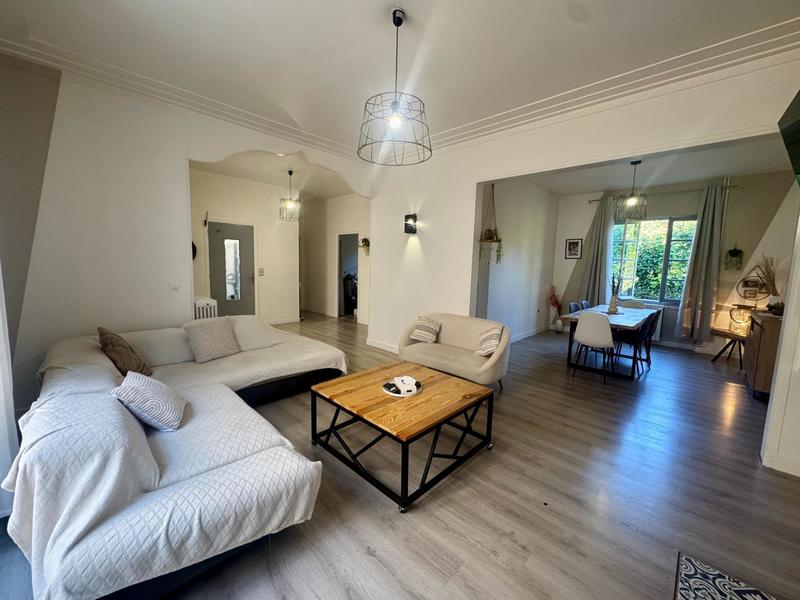 Maison - 130 m² - 5 pièces