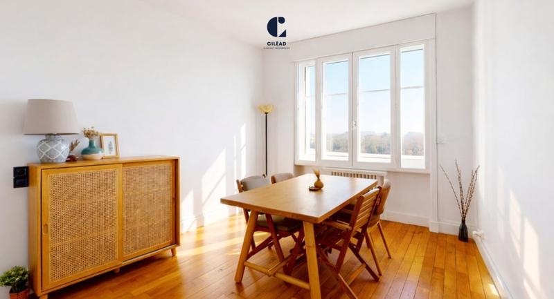 Appartement - 108 m² - 5 pièces