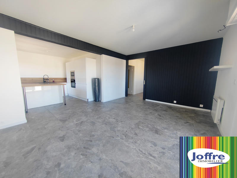 Maison - 178 m² - 7 pièces