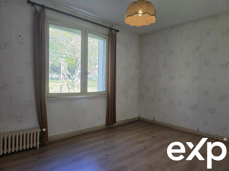 Maison - 93 m² - 5 pièces