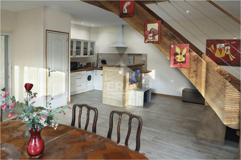 Maison - 110 m² - 4 pièces