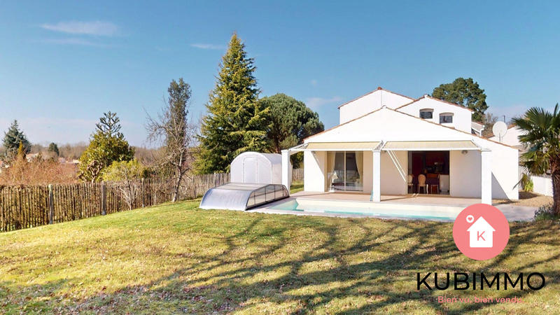 Maison traditionnelle - 189 m² - 6 pièces