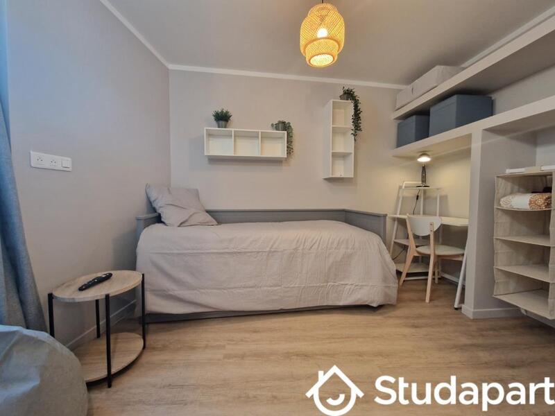 Chambre - 15 m² - 1 pièce