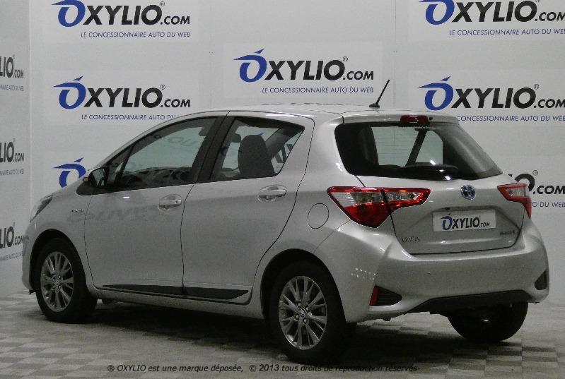 Toyota Yaris III (3) 100h Hybrid Dynamic 5p