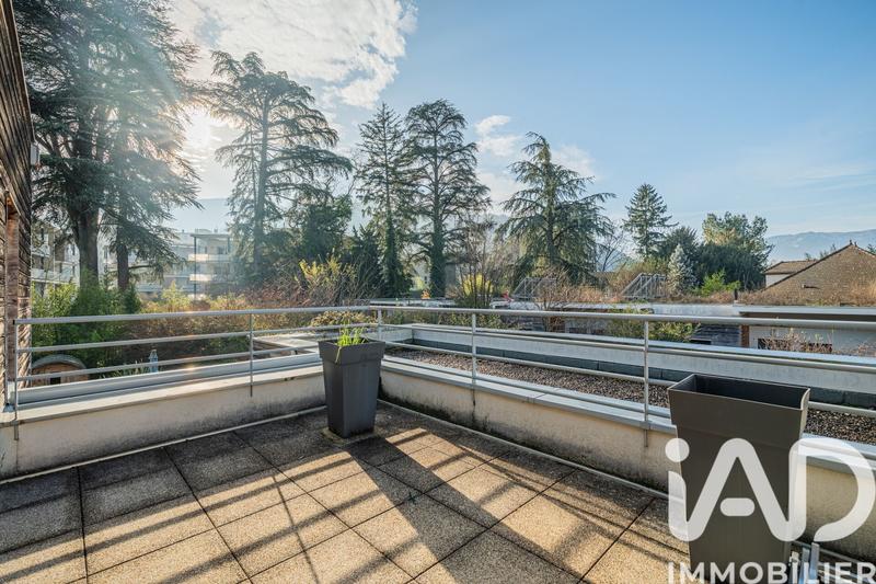 Maison - 99 m² - 4 pièces