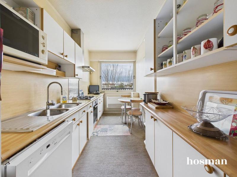 Appartement - 150 m² - 6 pièces