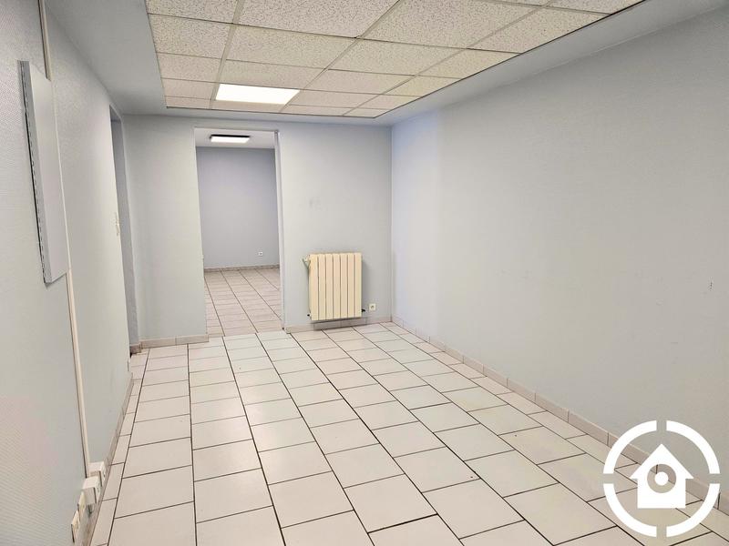 Local d'activités - 120 m²