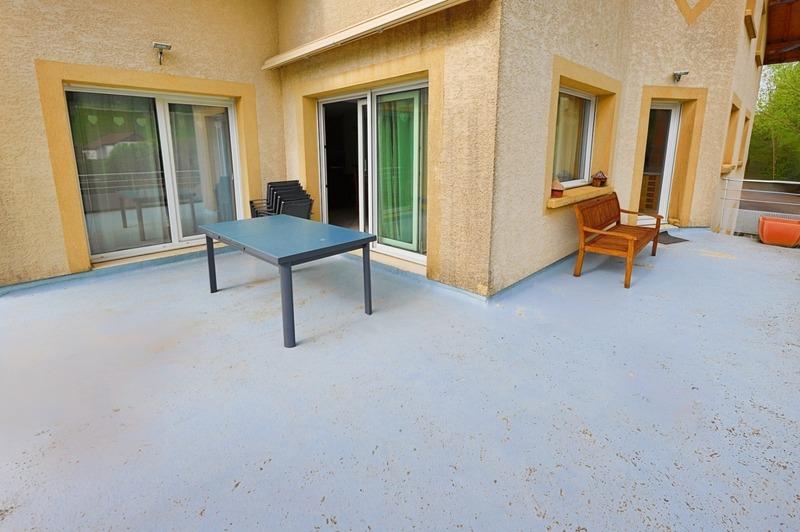 Maison - 211 m² - 7 pièces