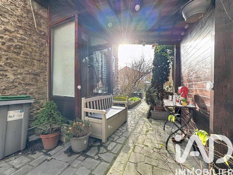 Maison - 75 m² - 5 pièces